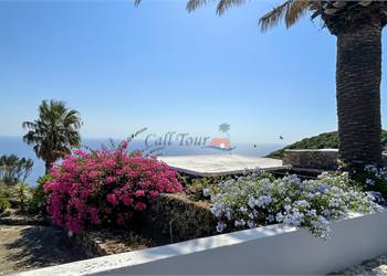Dammuso dell’Hibiscus – Dammuso in vendita a Pantelleria con vista sull’Arco dell’Elefante